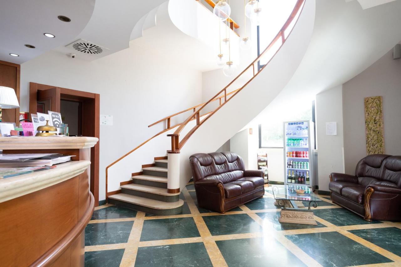 Cervara Park Hotel Рим Екстер'єр фото