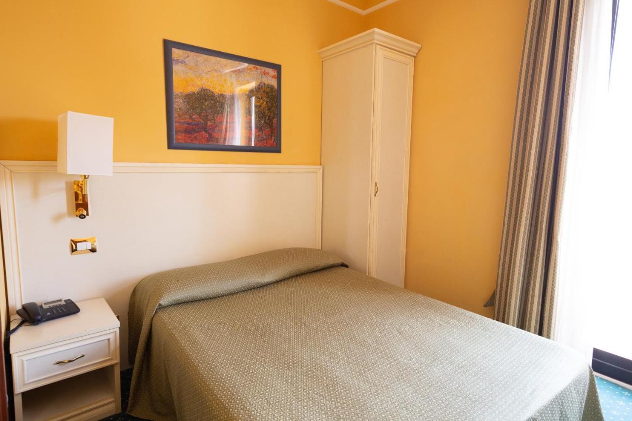 Cervara Park Hotel Рим Екстер'єр фото