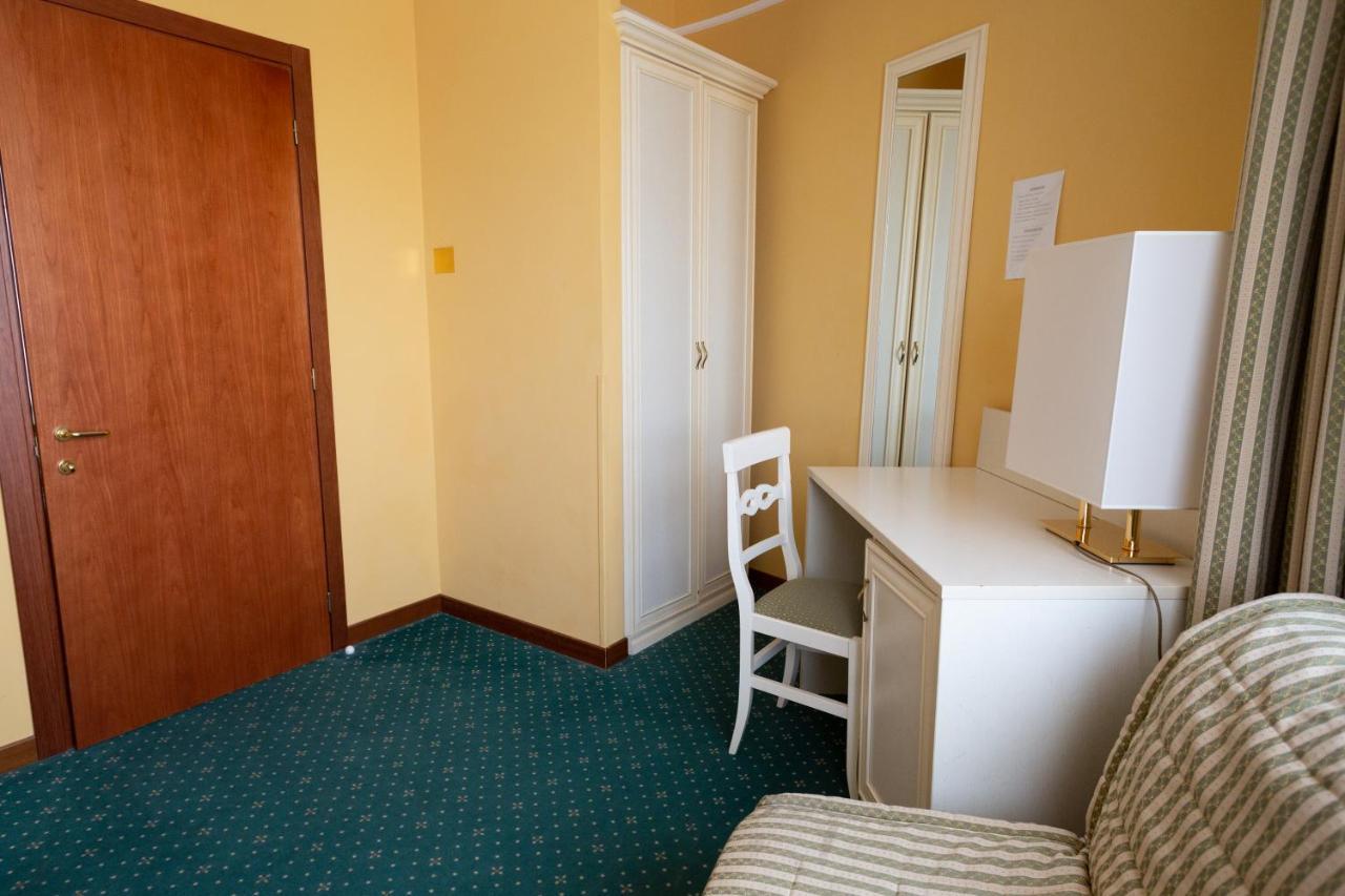 Cervara Park Hotel Рим Екстер'єр фото